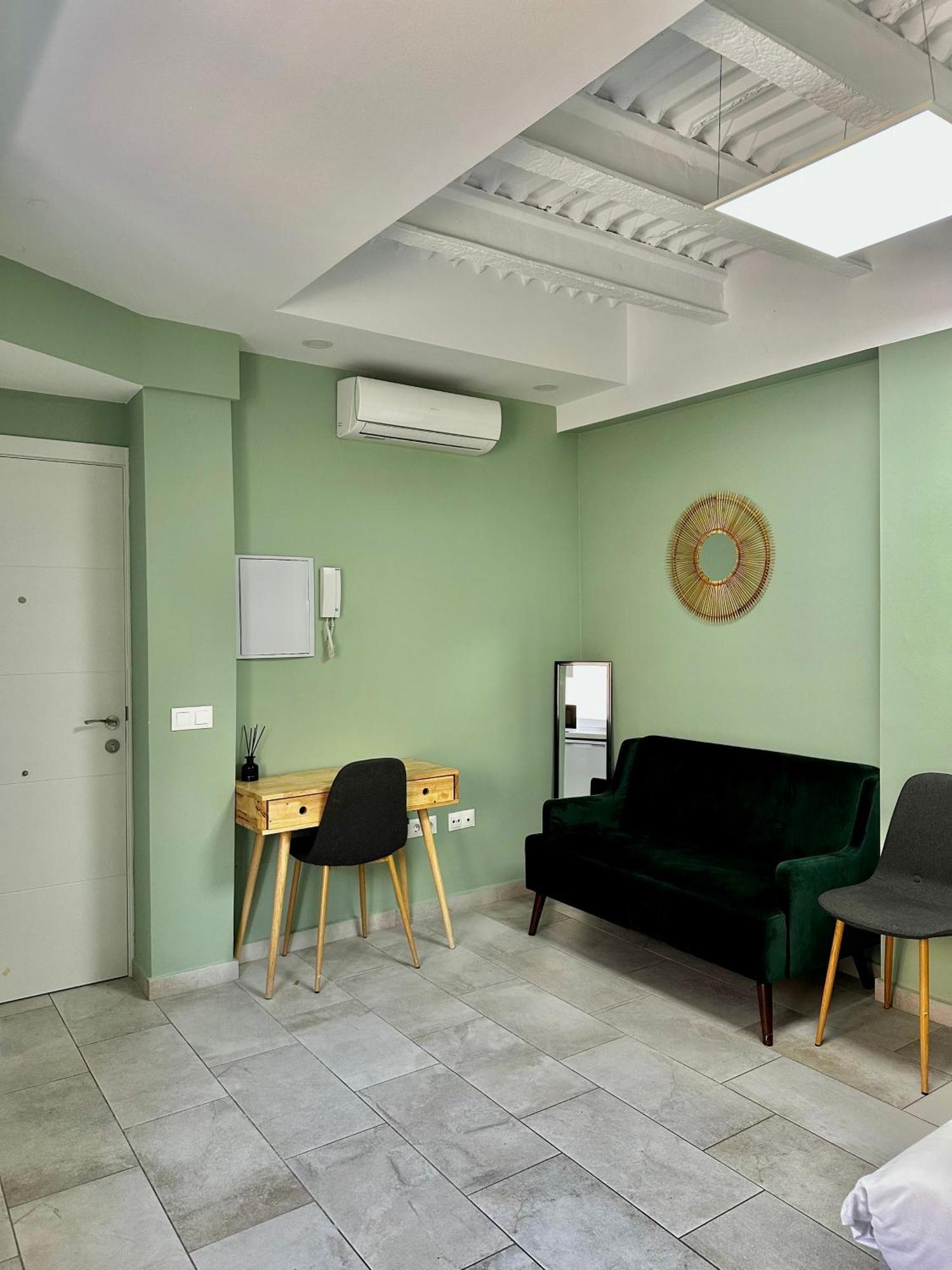 Lovely Studio Apartment Malaga Zewnętrze zdjęcie